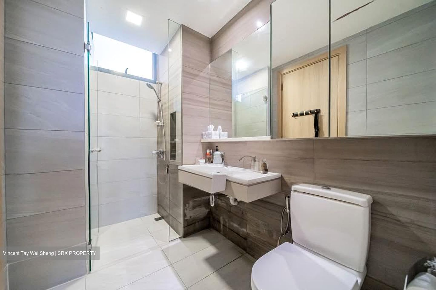 Belgravia Villas (D28), Terrace #557962641